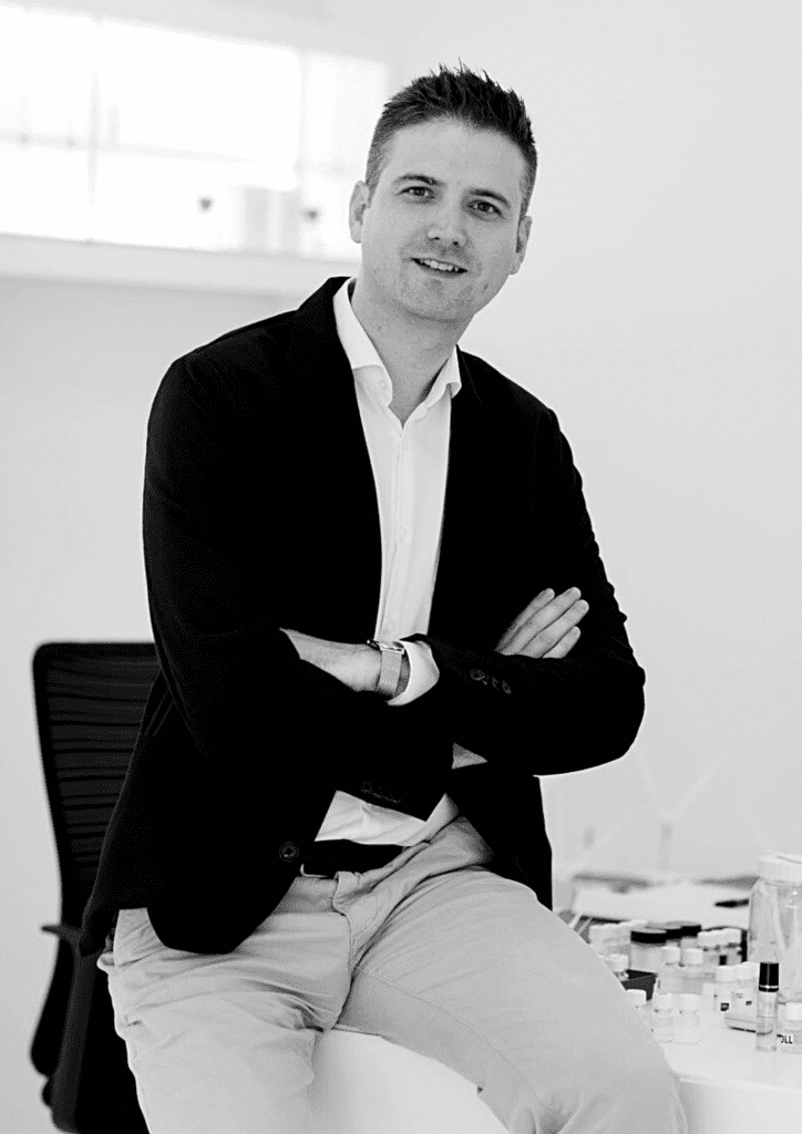 Portrait of Kévin Mathys, perfumer.