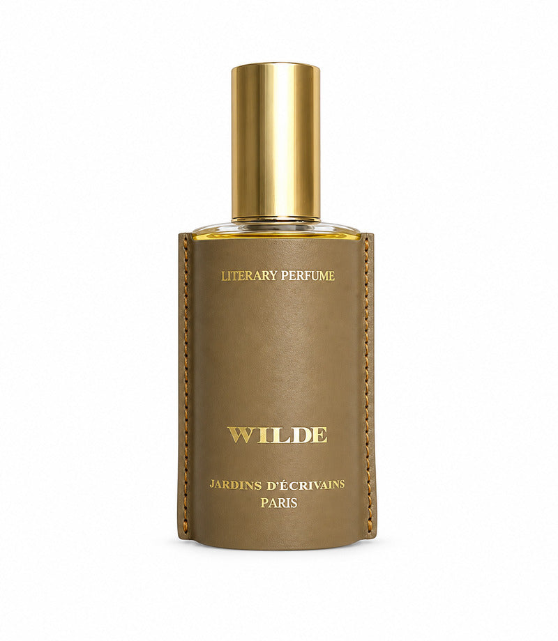 Wilde by Jardins d’Écrivains original bottle, full and centered on a pure white background